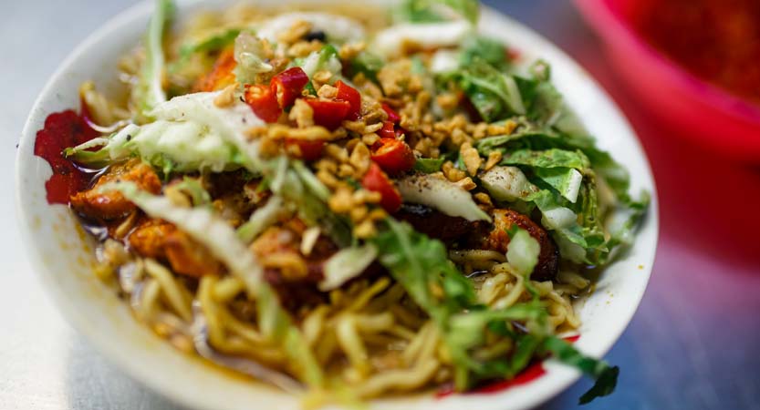 Ready Steady Travel - Adventures in The Philippines, Manila: Restaurant Review Arquiza Street Pares & Mami